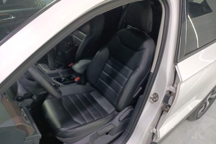 Used Volkswagen Tharu 2021 280TSI Two-Wheel Drive Comfort Edition