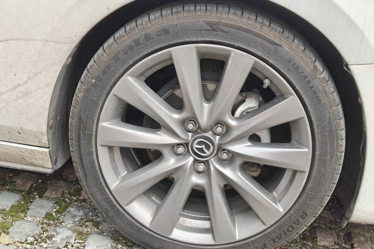 Used Mazda 3 Axela 2021 2.0L Automatic Zhi Rui Edition Right Front Wheel Hub