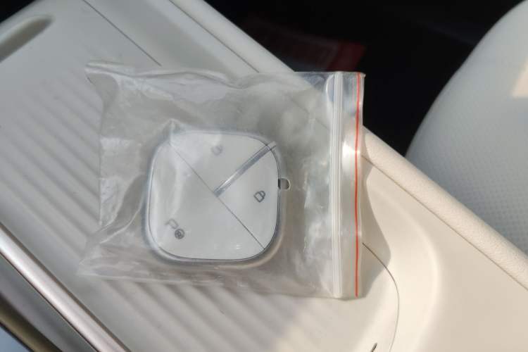 Used Baojun Yunhai 2024 140km Plug-in Hybrid Version