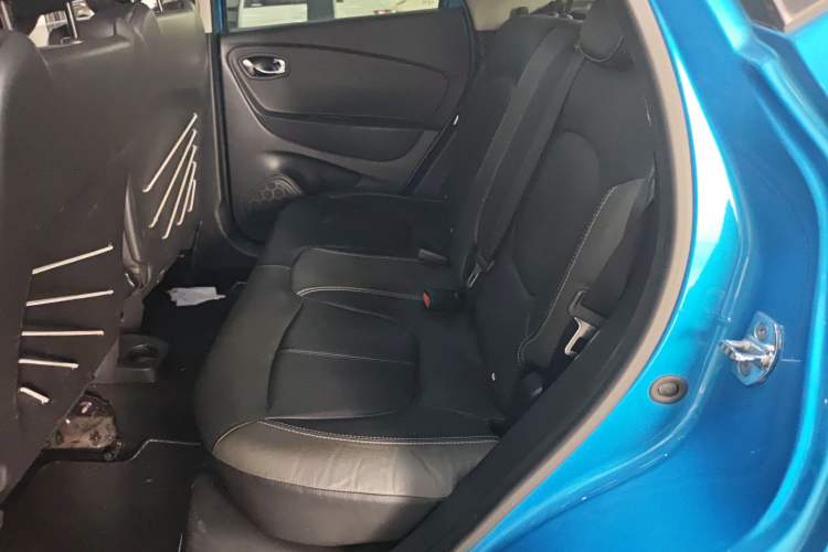 Used Renault Captur 2015 1.2T Automatic Luxury First Edition Left Rear Seat