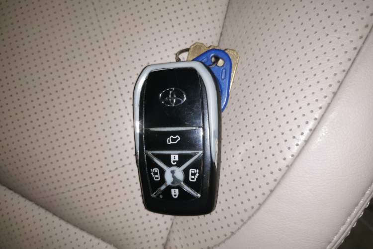 Used Toyota Alphard 2012 3.5L Luxury Edition