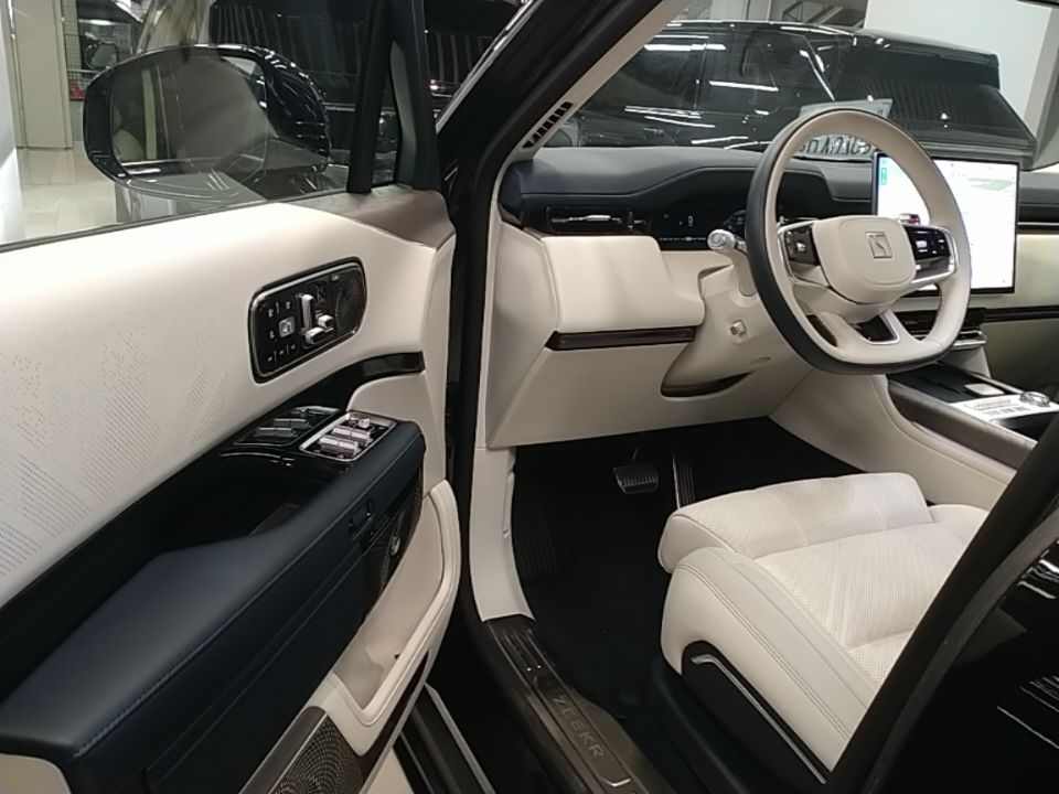 Zeekr 9X 2025 Ultra Edition 70kWh — снимка 18