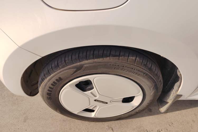 Used CHANGAN NEVO Lumin 2025 205km Refreshing Edition Left Front Wheel Hub