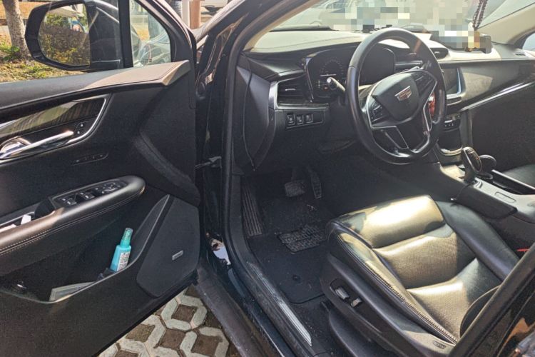 Used Cadillac XT5 2016 25T Luxury Model
