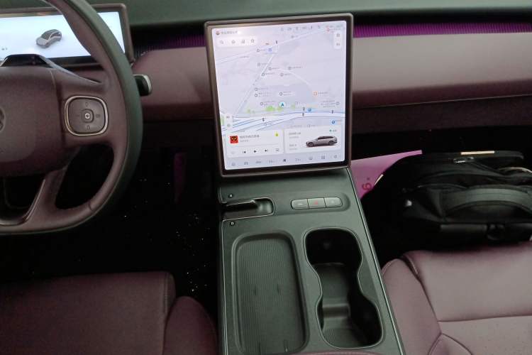 Used Nio ET5T 2024 75kWh Touring Audio And AC Panel