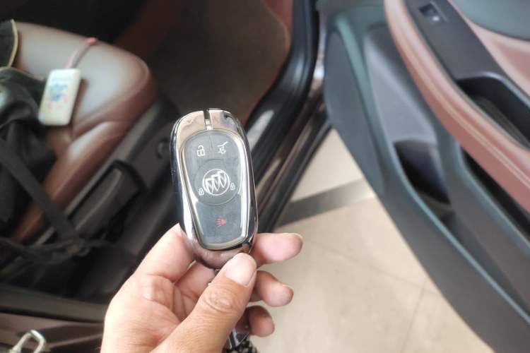 Used Buick Envision 2018 28T Four-Wheel Drive Elite Version Vehicle Key