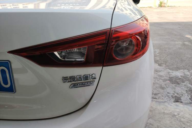 Used Mazda Mazda 3 Axela 2017 Sedan 2.0L Automatic Prestige Model China V Standard