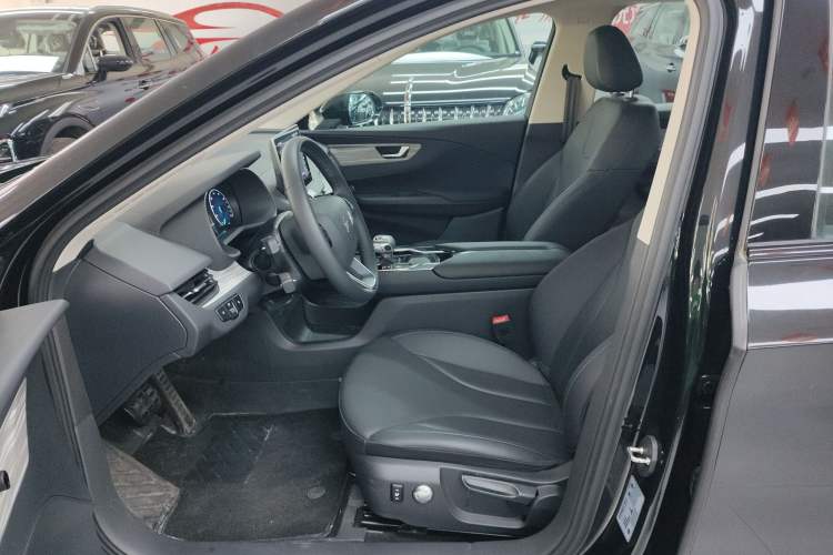 Used Hongqi E-QM5 2024 500km Range Edition