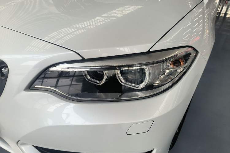 Used BMW 2 Series 2017 220i Leading Model