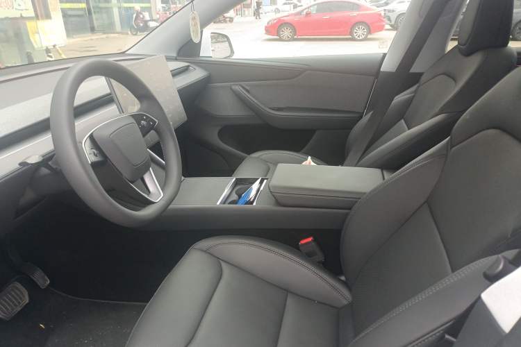 Used Tesla Model Y 2026 Model Long-Range Rear-Wheel-Drive Version
