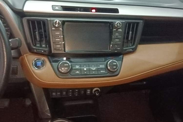 Used Toyota RAV4 2016 2.5L Automatic 4x4 Elite Edition