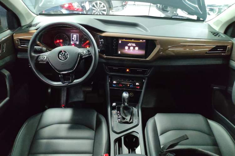 Used Volkswagen Tharu 2021 280TSI Two-Wheel Drive Comfort Edition