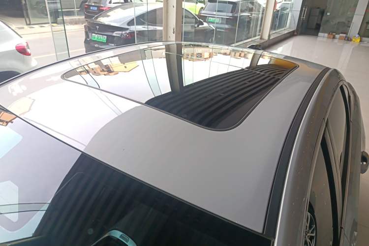 Used Geely Galaxy A7 2025 Model EM-i 150km Starship Edition Roof