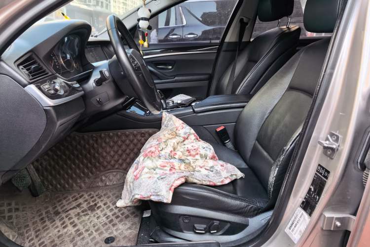 Used BMW 5 Series 2012 530Li Leading Model Left Front Seat