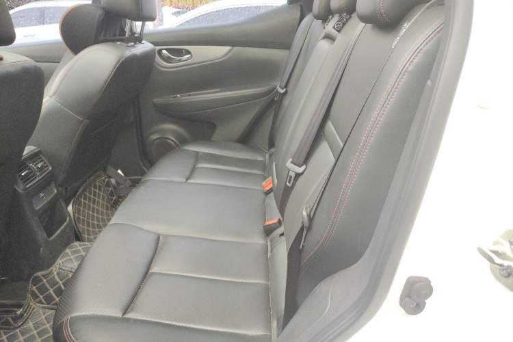 Used Nissan Qashqai 2022 2.0L CVT XV Premier Luxury Edition Left Rear Seat