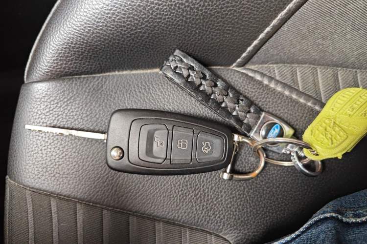 Used Ford Focus 2015 Sedan EcoBoost 125 Automatic Supreme Style Edition