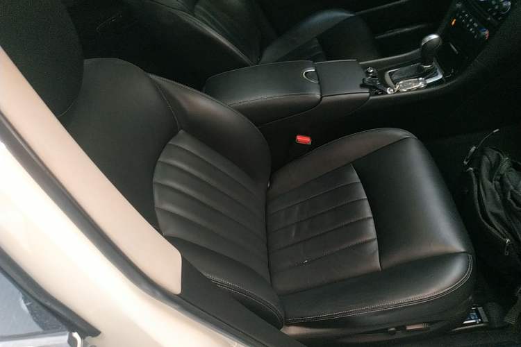 Used Infiniti QX50 2015 2.5L Luxury Edition Right Front Seat