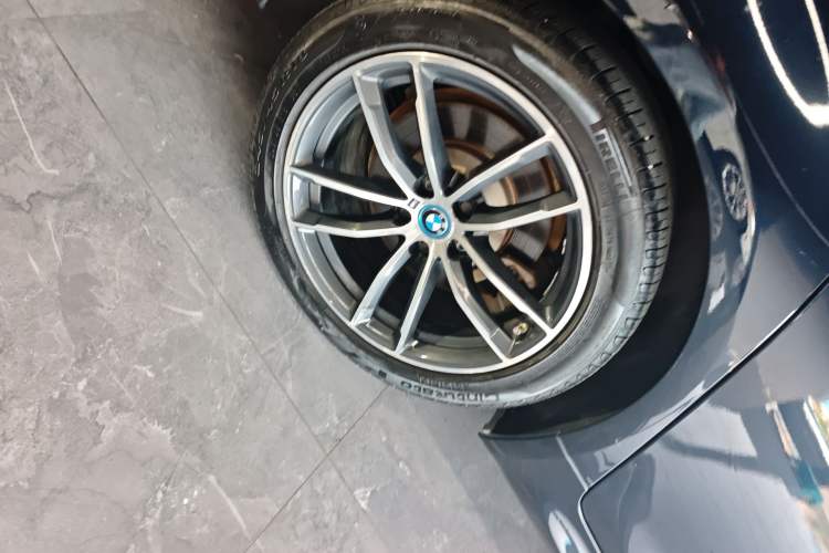 Used BMW 5 Series New Energy 2022 535Le M Sport Package Exterior 5