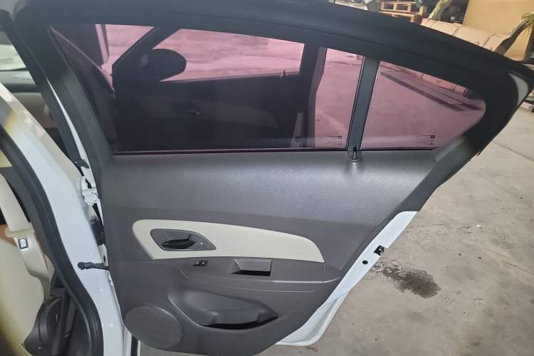 Used Chevrolet Cruze 2015 1.5L Classic SL MT