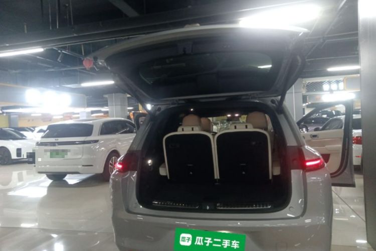 Used Li Auto L8 2025 Ultra Smart Refreshed Edition
