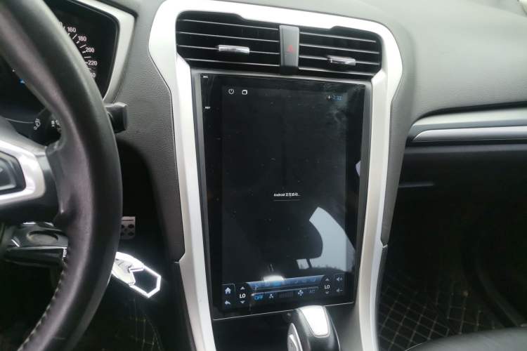 Used Ford Mondeo 2013 1.5L GTDi180 Fashion Edition Audio And AC Panel