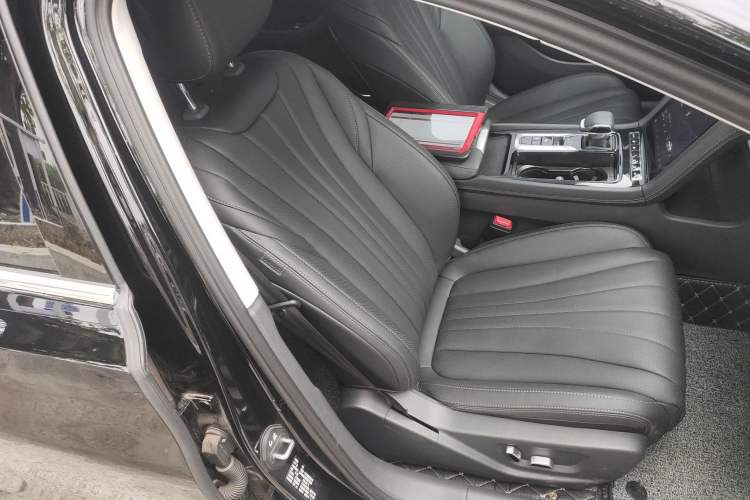 Used Hongqi H5 2025 1.5T DCT Qiyun 500 000th Unit Commemorative Edition