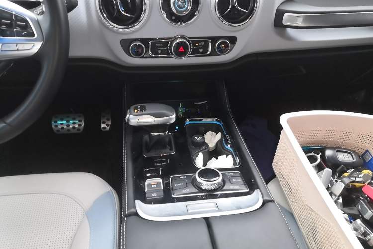 Used BAIC Off-Road BJ40 2024 2.0D Blade Hero Glory Edition
