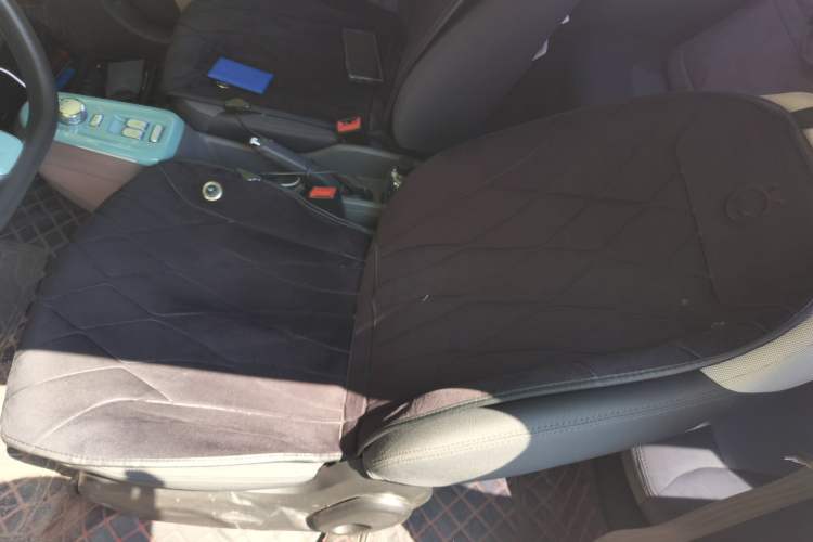 Used CHANGAN NEVO Lumin 2023 205km Xiangqin Version
