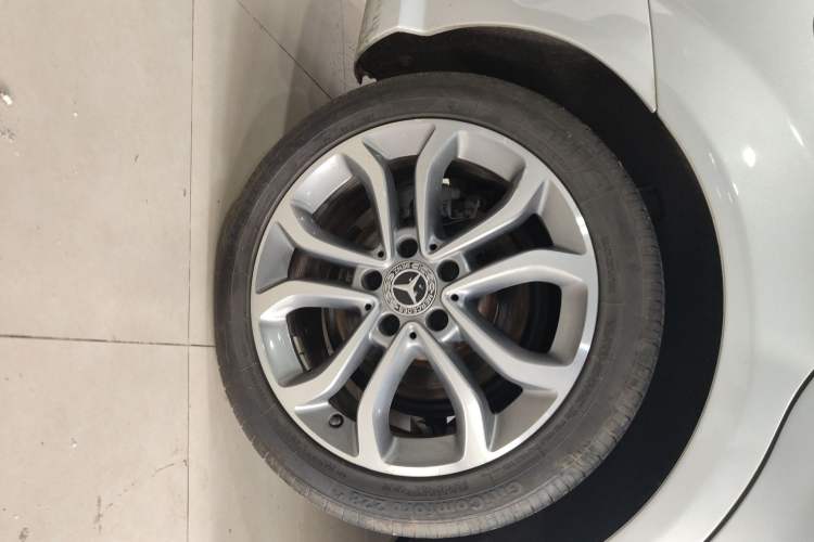 Used Mercedes-Benz C-Class 2013 C 180 Classic Grand Edition