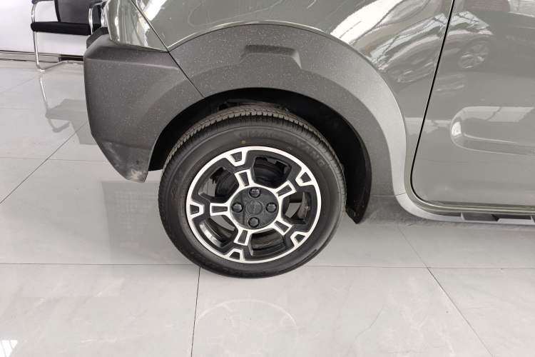 Used Geely Galaxy Panda 2025 210km Panda Rider Right Rear Wheel Hub