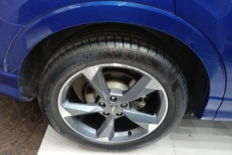 Used Audi Q3 2021 35 TFSI Fashion Dynamic Model