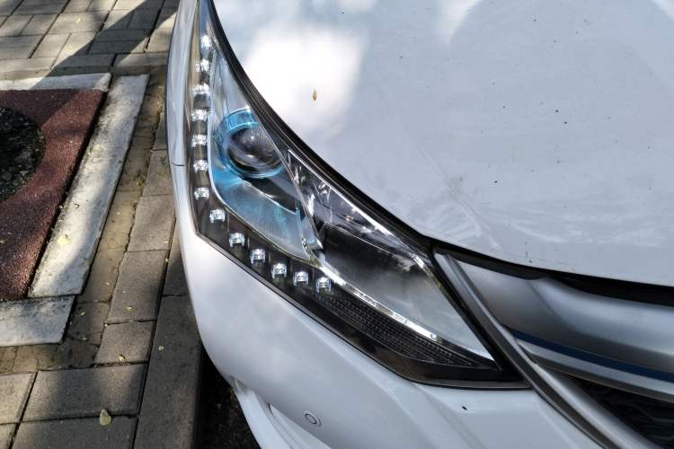 Used BYD Song New Energy 2017 Song EV300 Prestige Model
