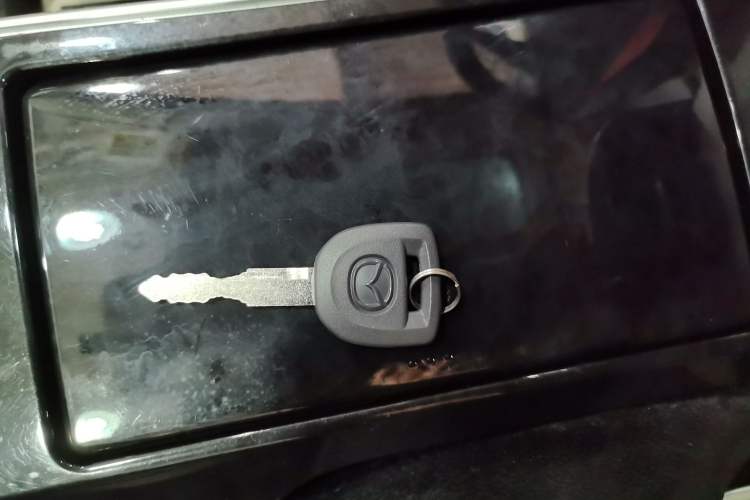 Used Mazda 6 2012 2.0L Automatic Fashion Edition Vehicle Key