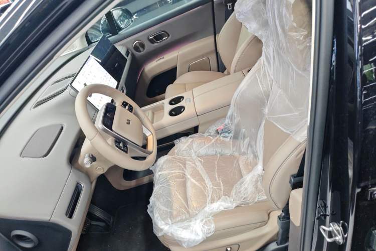 Used Li Auto i8 2025 Model Standard Version Left Front Seat