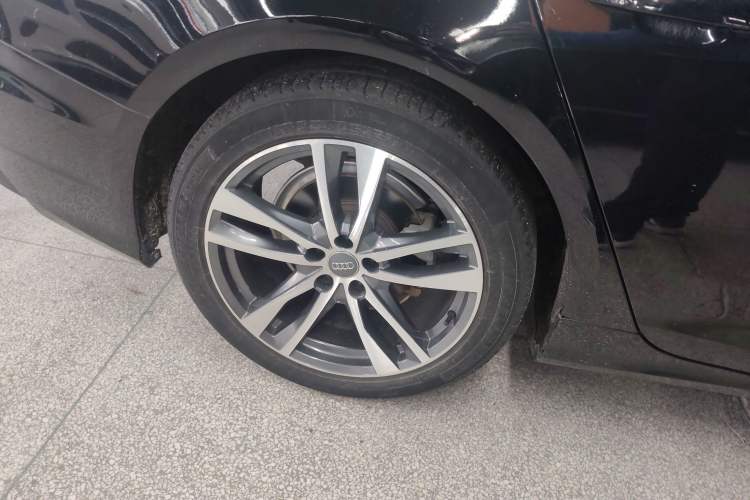 TDK.VehicleDetails.img