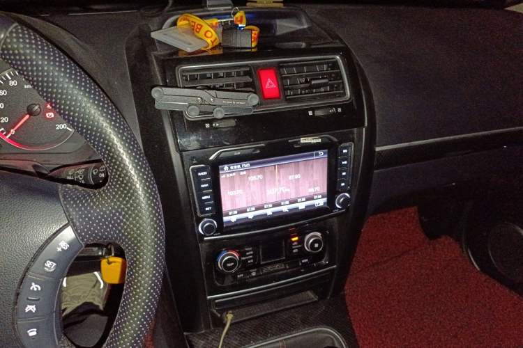 Used Haval H5 Classic 2015 2.0T Manual Two-Wheel Drive Advanced Version