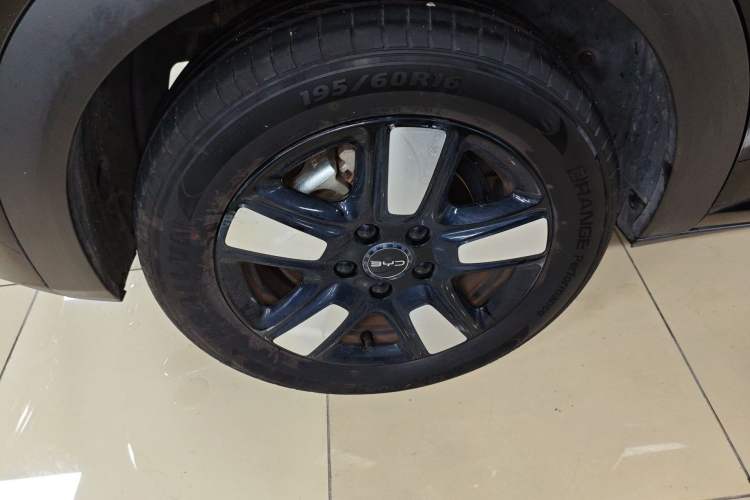 Used BYD Dolphin 2025 Intelligent Driving Version 410 km Fashion Edition
