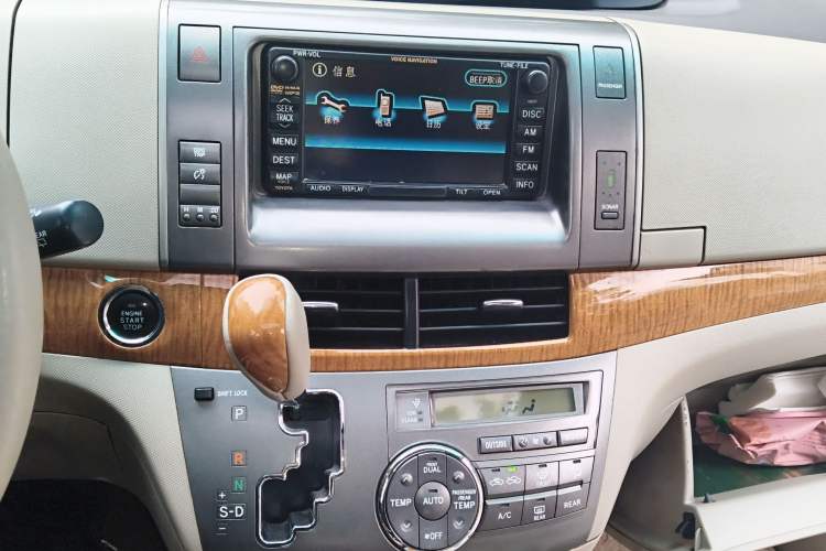 Used Toyota Previa 2007 3.5L 7-Seater Luxury Version Audio And AC Panel