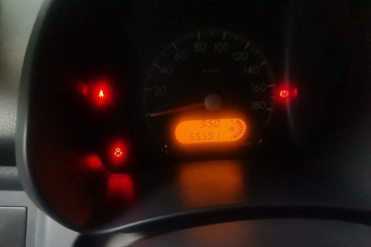 Used Suzuki Alto 2013 Revised Version 1.0L Manual Comfort Edition