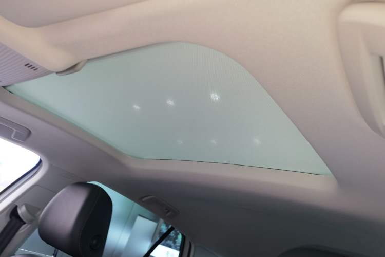 Used Volkswagen Golf 2025 300TSI Pro
