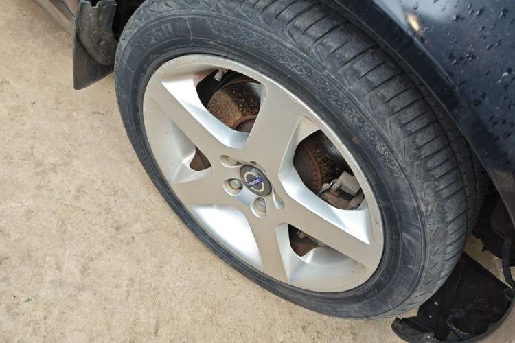 Used Volvo S80L 2011 2.0T ZhiZun Edition
