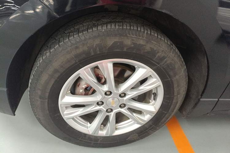 Used Chevrolet Equinox 2019 535T Automatic YuJie Edition China V Standard Left Front Wheel Hub
