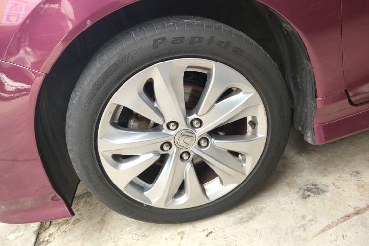 Used Honda Jade 2017 1.8L automatic Comfort version 5 seats