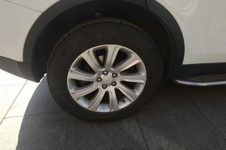 Used Land Rover Discovery Sport 2018 240 PS SE Version
