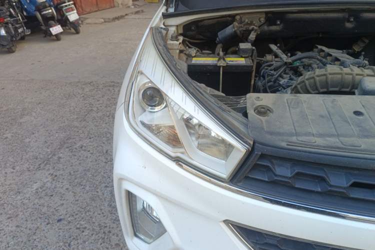 Used Wuling Hongguang S3 2018 1.5L Manual Luxury Model China V Standard