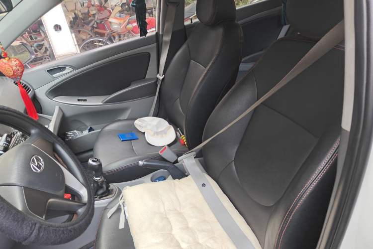 Used Hyundai Verna (older generation) 2016 1.4L Manual Smart GLS Trim
