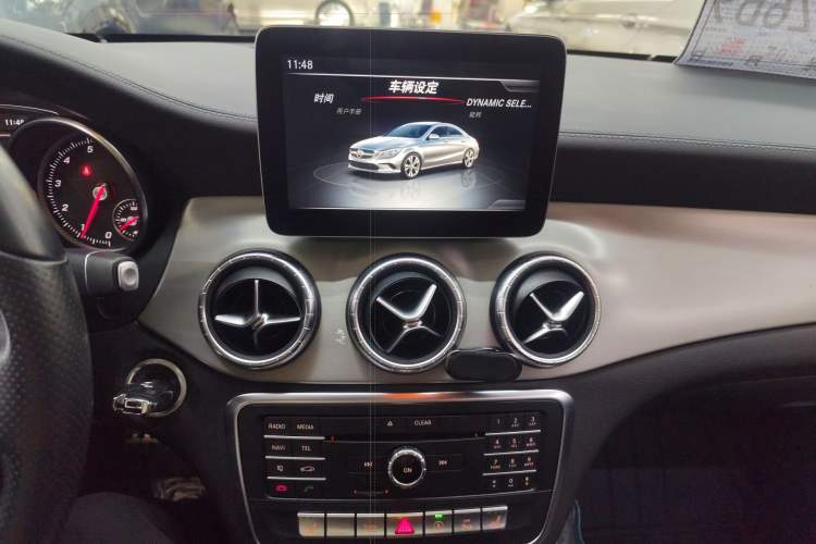 Used Mercedes-Benz CLA 2016 Facelifted CLA 260 4MATIC Audio And AC Panel