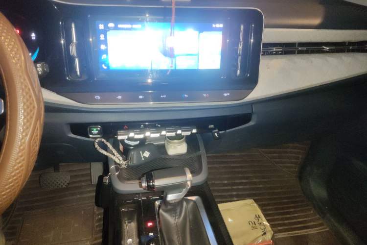 Used Baojun RM-5 2019 1.5T CVT 24-Hour Online Luxury Version 6 Seats
