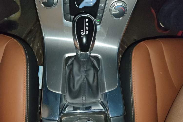 Used Volvo S60 2019 S60L Facelift T5 Intelligent Advanced Edition
