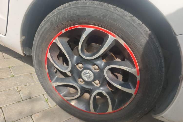 Used CHANGAN Benni 2015 1.4L Manual Luxury Model China V Standard